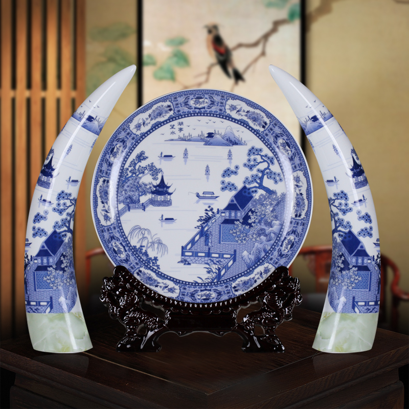 Jingdezhen ceramics modern pastel large ivory three - piece vase fashion home decoration crafts