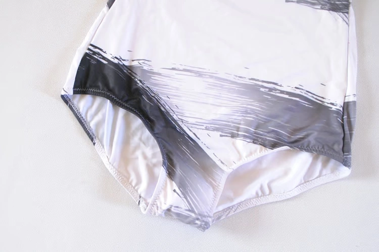 2020 mới phong cách Trung Quốc áo tắm một mảnh của phụ nữ tam giác ống sexy đầu bảo vệ che bụng và áo tắm suối nước nóng mỏng - Bộ đồ bơi One Piece