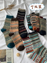 Retro ethnic style jacquard mens wild socks simple student boots in the middle tube mens socks striped socks mens ins tide