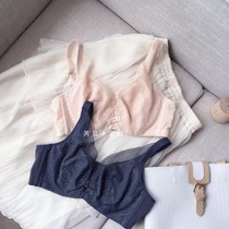 Big breasts show small soft steel ring on the back of the bra ultra-thin non-sponge sexy hollow lace underwear