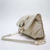 Z Family Spring Autumn New Female pale beige Oblique Satchel pleated soft and wrapped body with golden buckle ornament Package bag