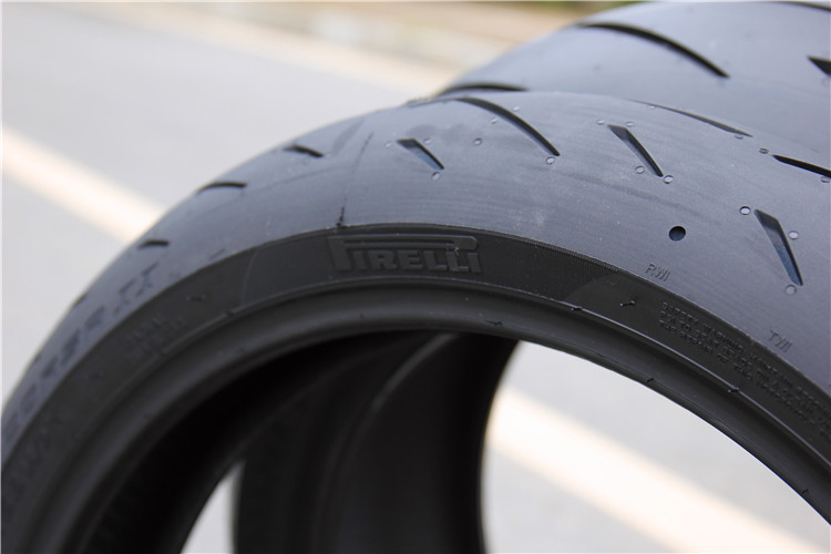 倍耐力恶魔rossocorsa2摩托车轮胎12070180190200505517