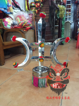 Value-value popularity Foshan Crescent Head painting halberd traditional head card halberd head flag head head performance props manufacturers