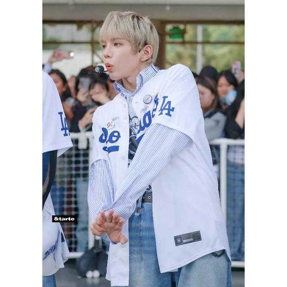 맞춤형 RIIZE KOREAN MEN PARK WON-BIN의 동일한 닷지 야구 옷 No. 01 Wonbin Jersey Performance Suit 맞춤형 RIIZE KOREAN MEN PARK WON-BIN의 동일한 닷지 야구 옷 No. 01 Wonbin Jersey Performance Suit