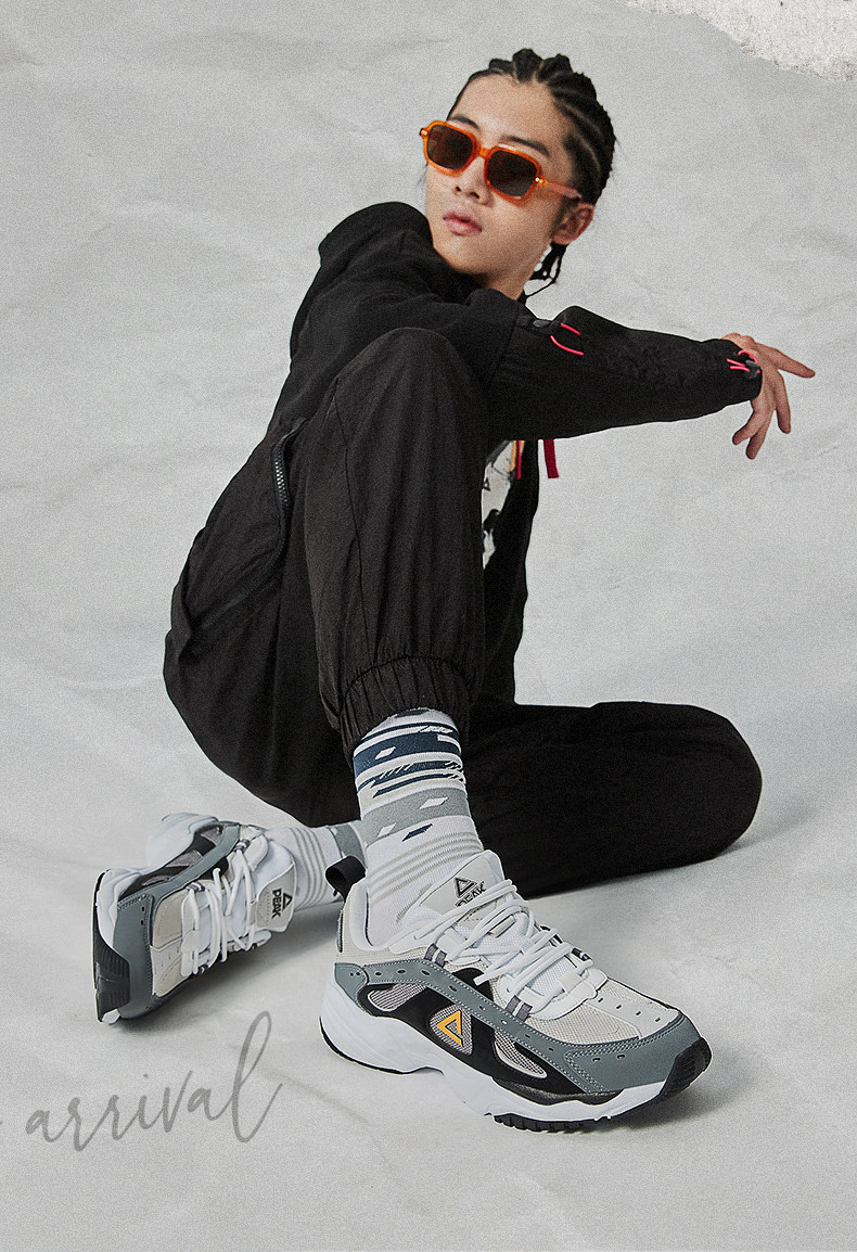 吴磊同款匹克运动鞋男2022春季新款复古百搭休闲鞋女革网拼接