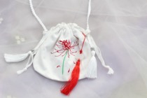 Clear old package of flower embroidery package Chinese feng Han clothing bag Han element bag Wei unenvious ancient air pack