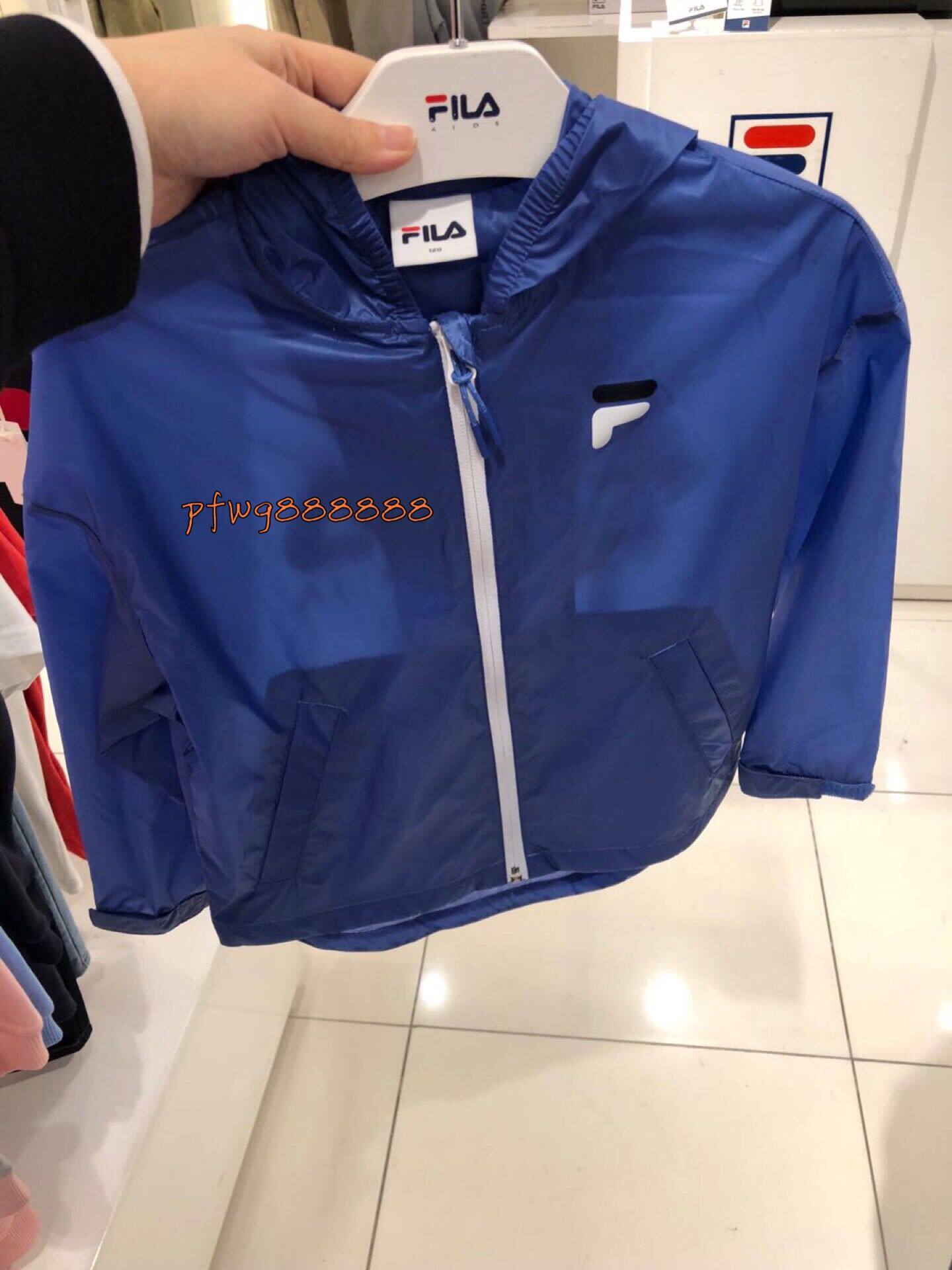 代购 泡芙韩国专柜代购fila/斐乐儿童外套防水防晒皮肤衣休闲带帽外套