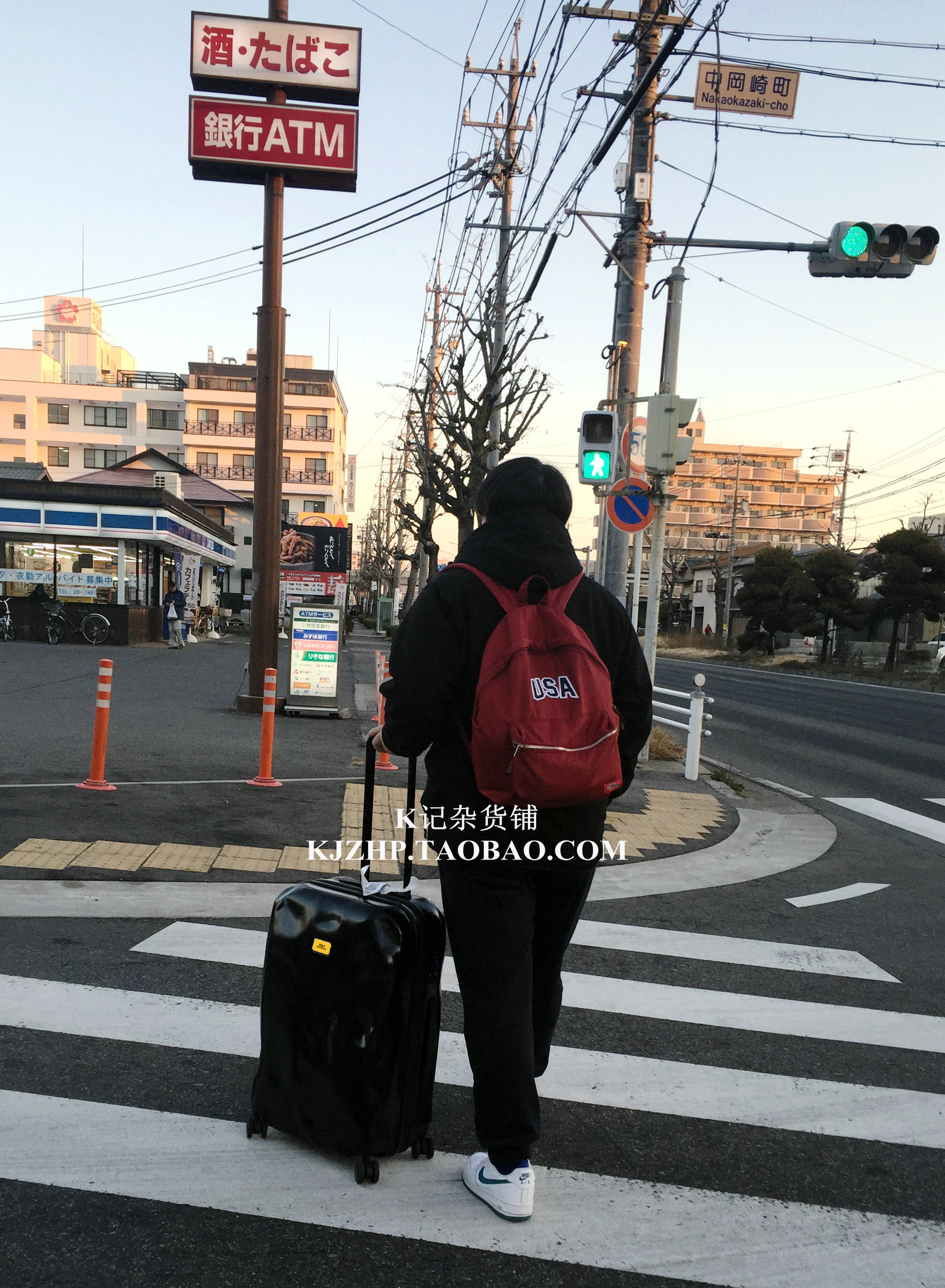 mcm超迷你包爛大街 個性凹凸拉桿箱破爛旅行箱抗摔超輕拉鏈行李箱托運箱時尚登機箱潮 mcm超迷你包