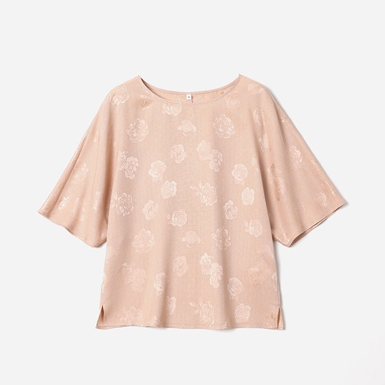 WCS08019 Jasmine Yaji New Chinese Style 25 Mmi Rose Jacquard Flower Lotus Full Silk Boat Collar Short Sleeve Shirt
WCS08019 Jasmine Yaji New Chinese Style 25 Mmi Rose Jacquard Flower Lotus Full Silk Boat Collar Short Sleeve Shirt