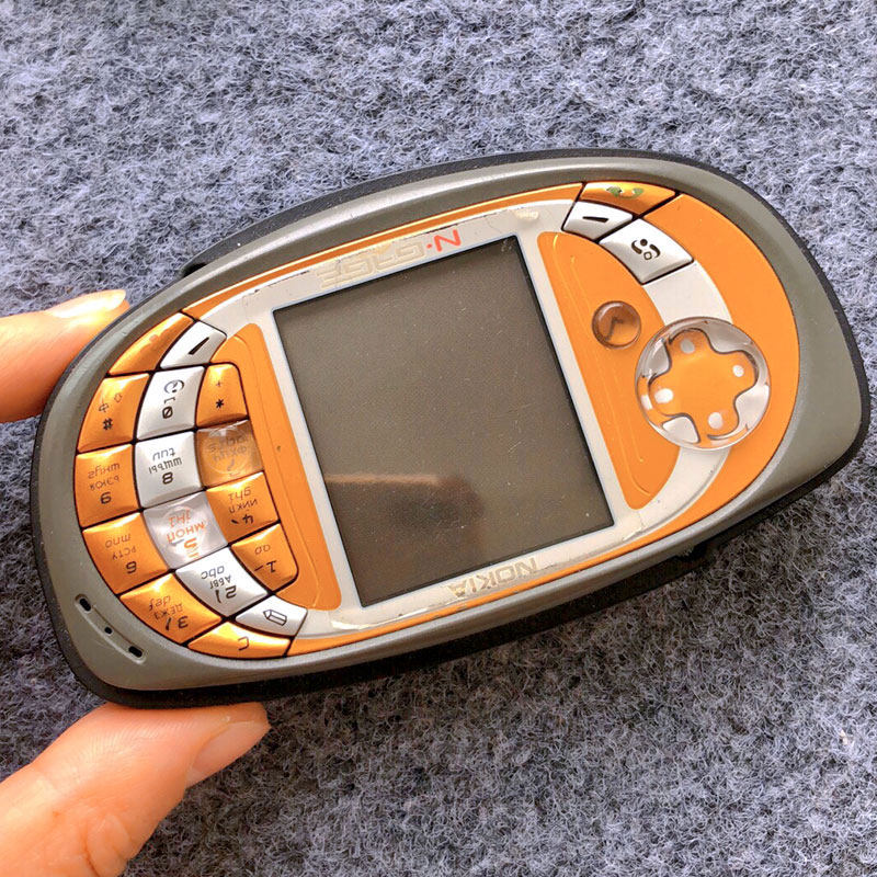 诺基亚n-gage老款游戏手机