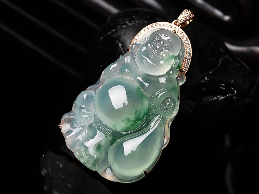 18k金镶嵌钻石老坑翡翠a货冰种飘彩布袋佛公吊坠 17.85克