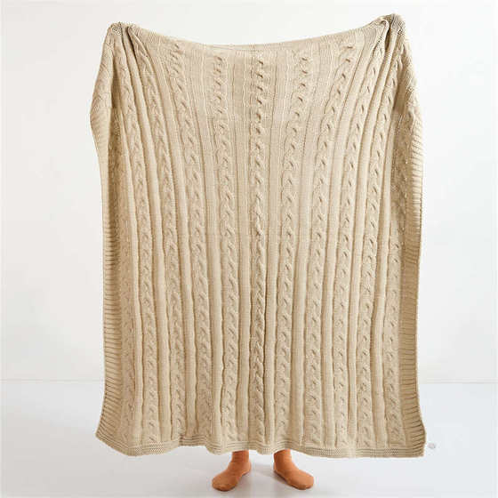 Class A multifunctional sofa blanket office nap air conditioning blanket knitting small blanket to cover the blanket blanket tissue tissue
Class A multifunctional sofa blanket office nap air conditioning blanket knitting small blanket to cover the blanket blanket tissue tissue