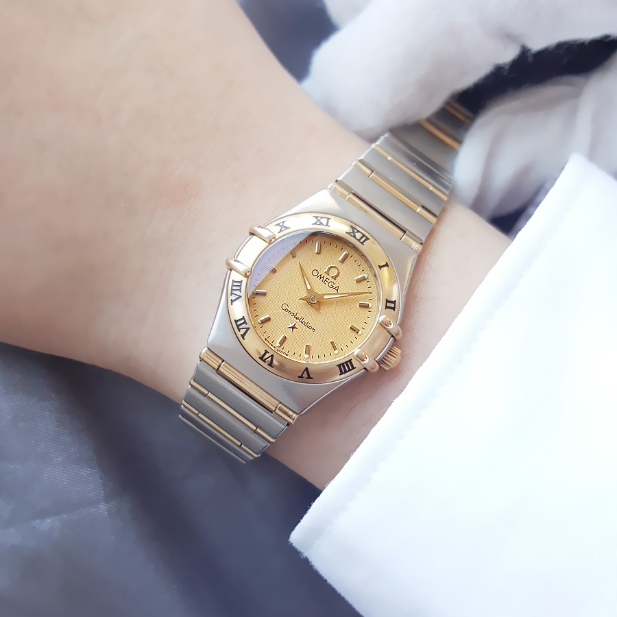 欧米茄女表星座系列18k黄金精钢石英手表女1262.10.00正品9.8新