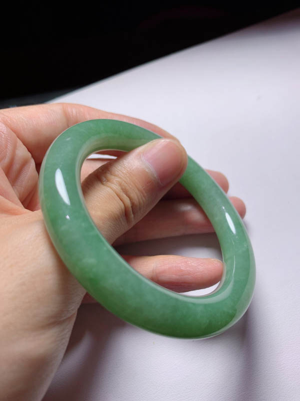 正品翡翠一元拍卖缅甸天然a货老坑翡翠冰糯55圈口圆条手镯59.20g