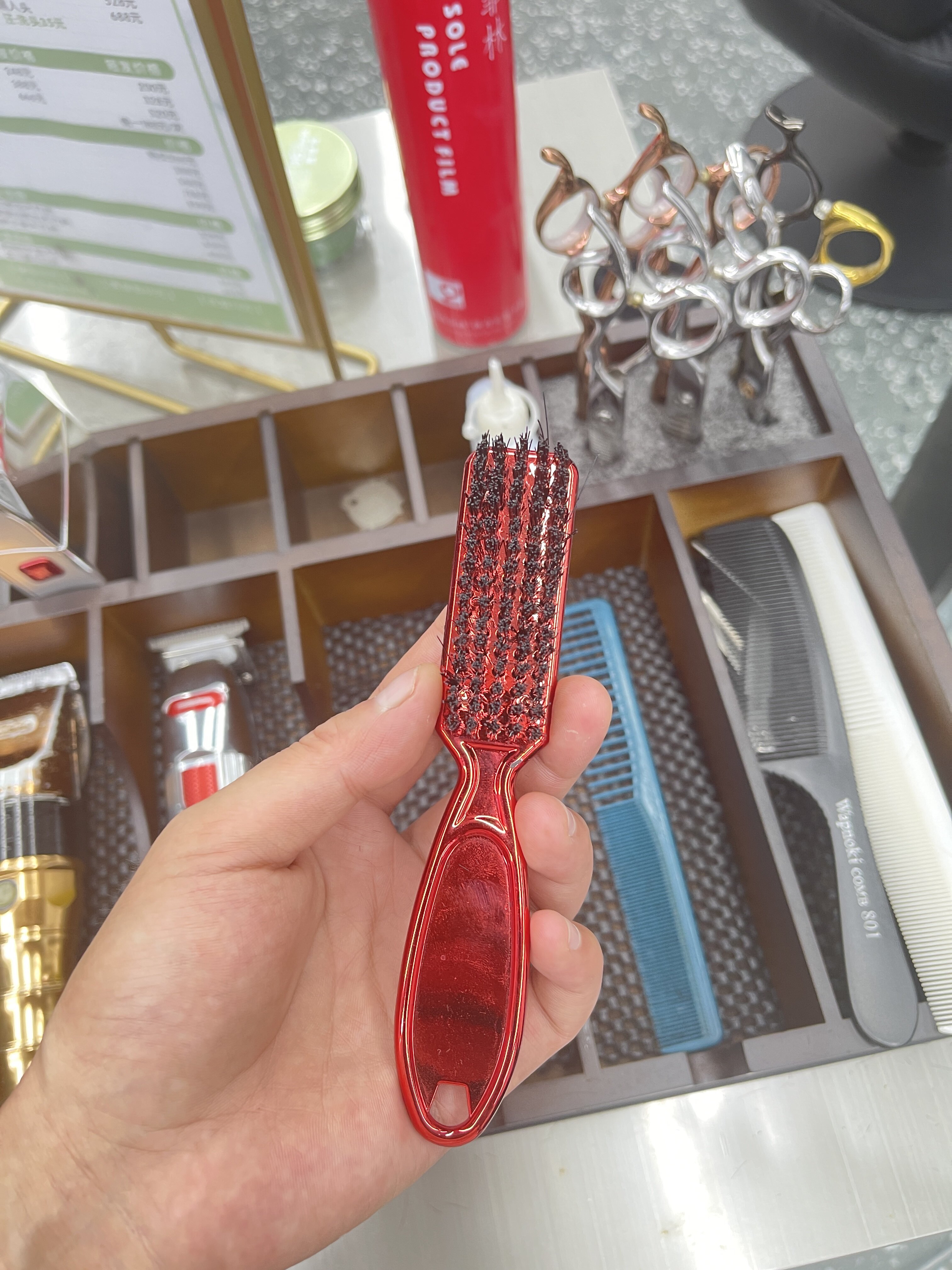 3个装理发刷子理发店推剪复古油头碎发刷毛头清理美发工具梳定制
