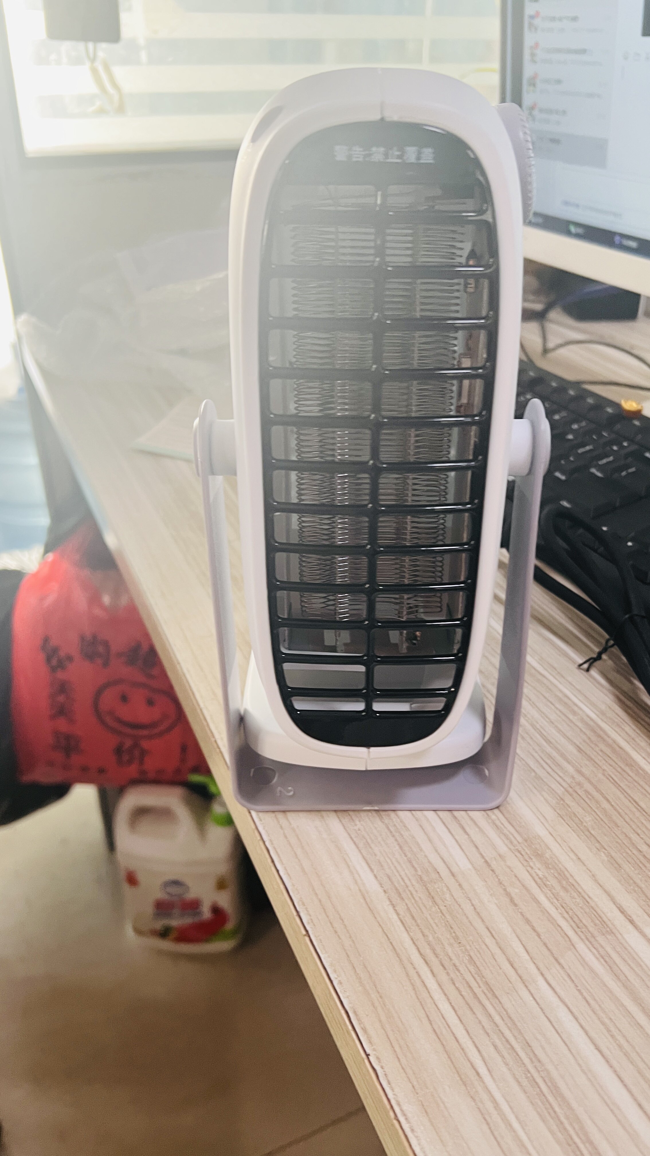 办公室迷你暖风机小型取暖器家用节能小太阳取暖用小空调电暖器