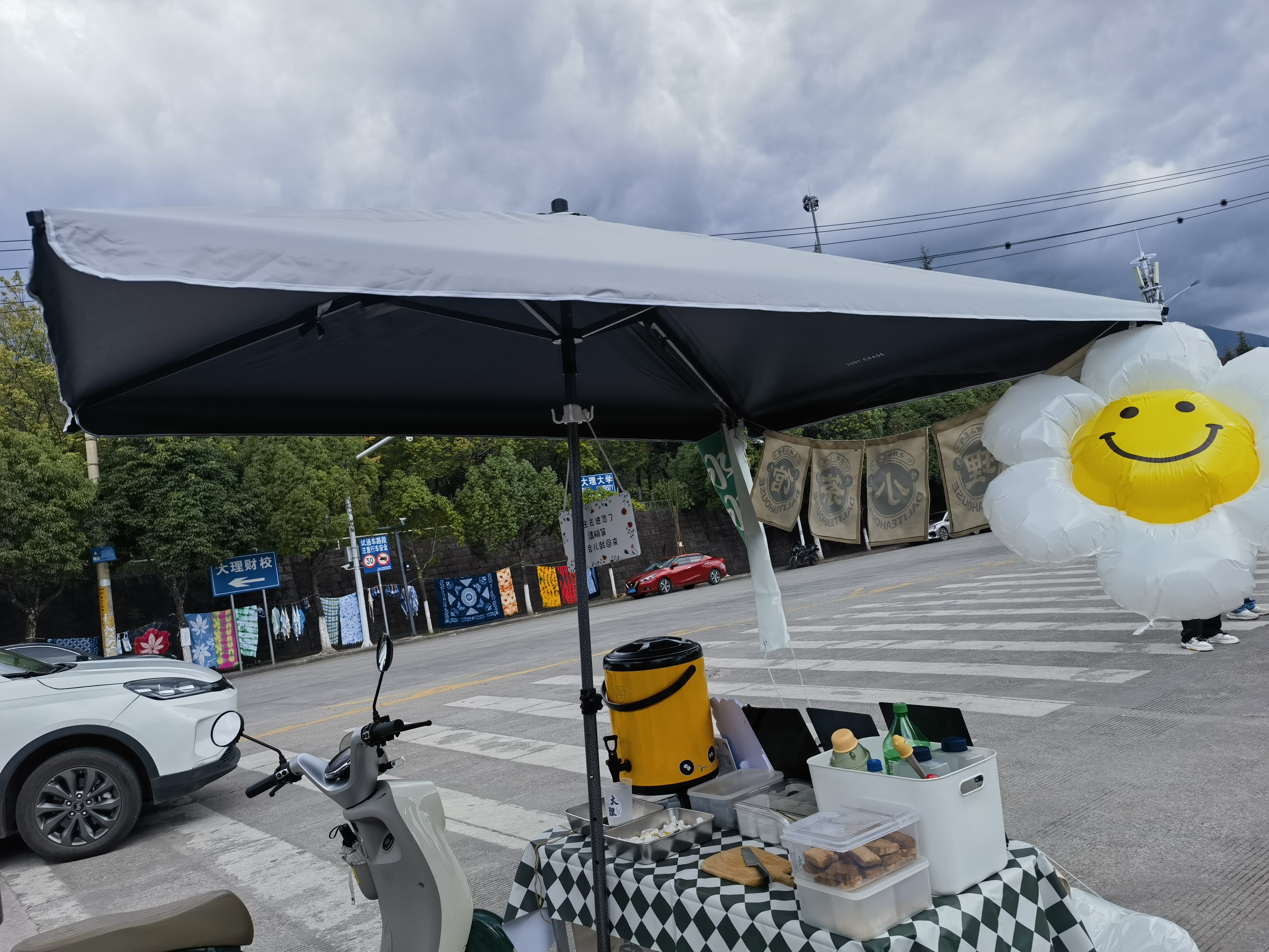 摆摊专用太阳伞户外露营遮阳伞便携小推车大雨伞