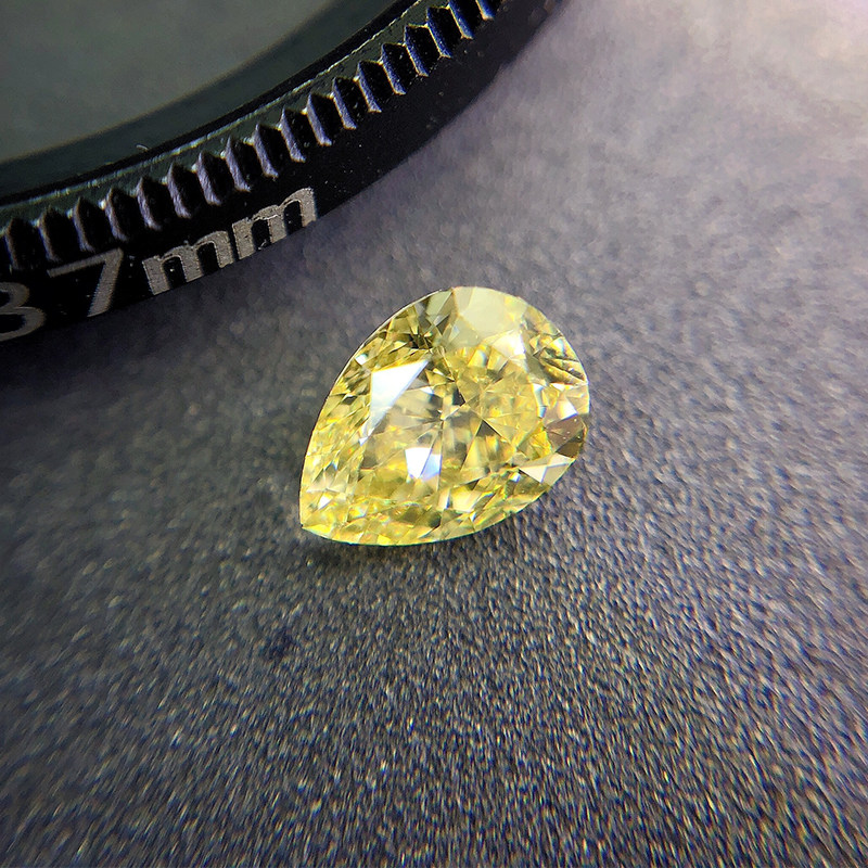 钻博士 gia0.7克拉水滴形裸钻fiy色vs1净度天然浓彩黄钻石定制