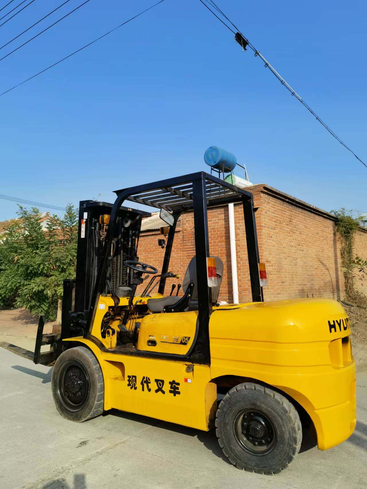 【贯通拍卖203】cpc35e现代内燃平衡重式叉车(4) - 资产处置 - 阿里