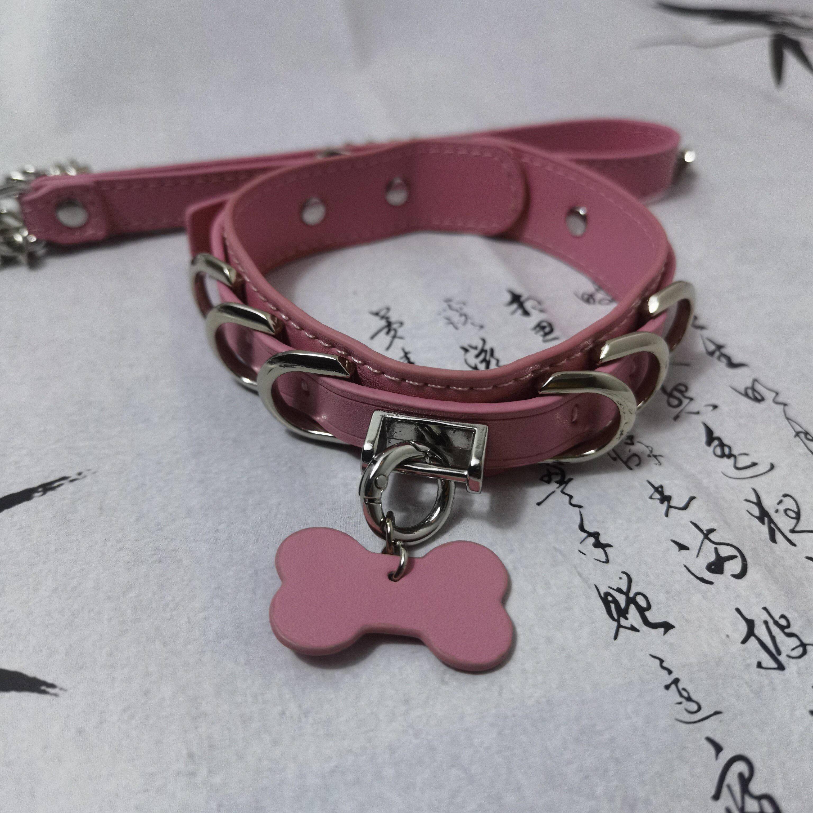 puppy小狗真皮项圈骨头吊牌铃铛颈圈choker女m定制刻字项饰k9脖圈