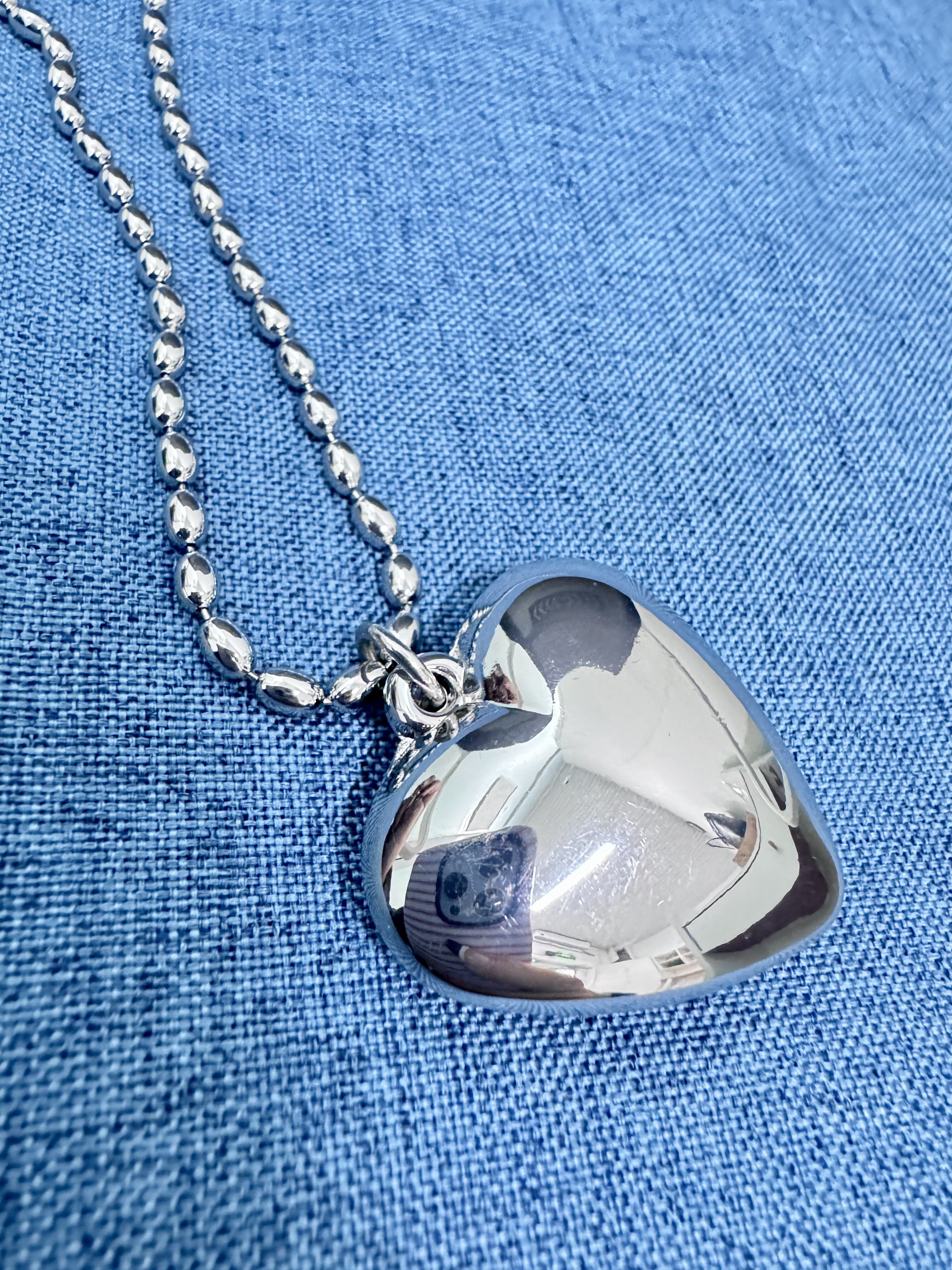 韩代高品质银色爱心项链女款2024新款高级感长款毛衣链长链女配饰