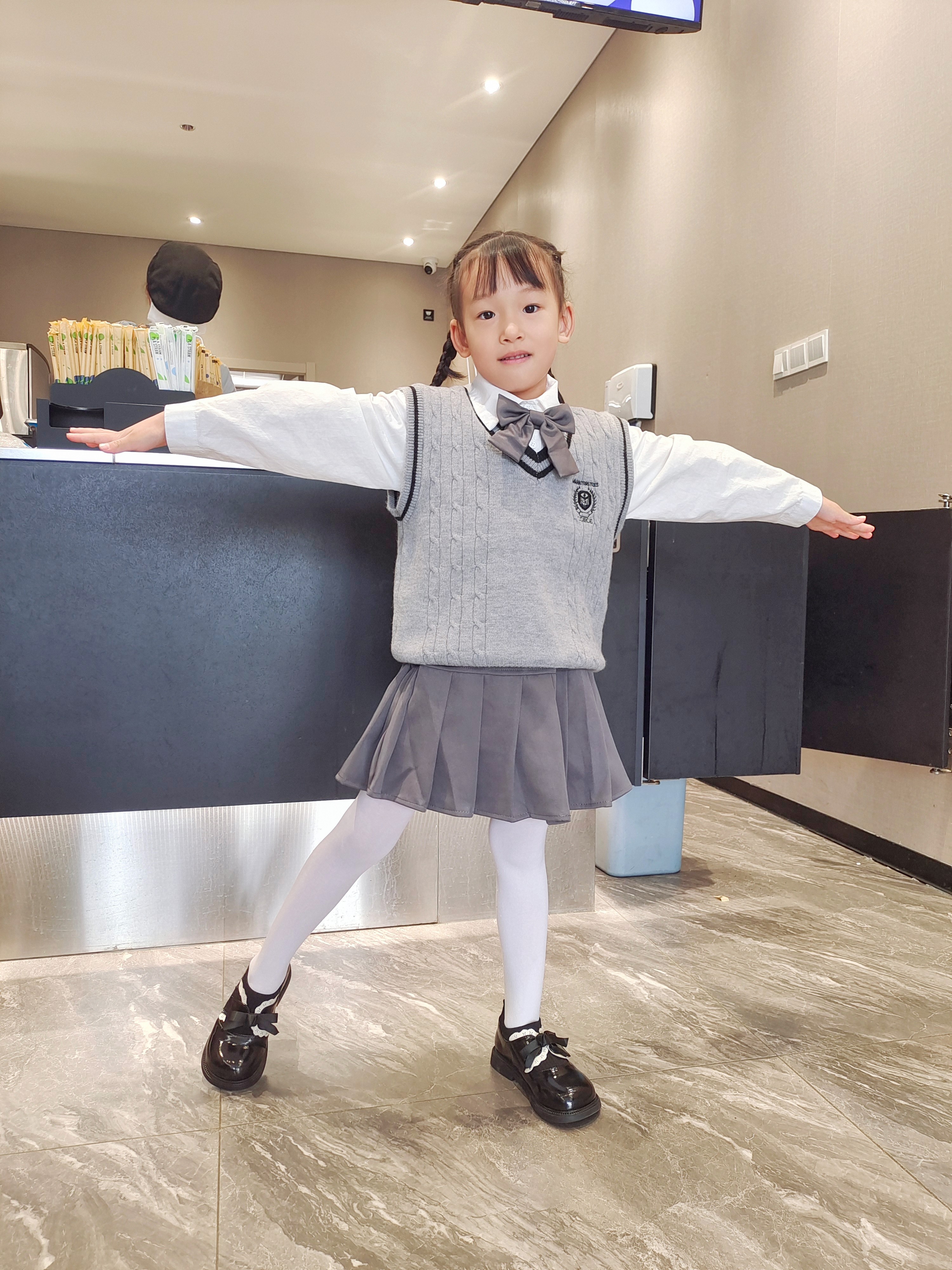 日本童装elsa keith秋季女童学院风洋气套装休闲新款儿童两件套潮