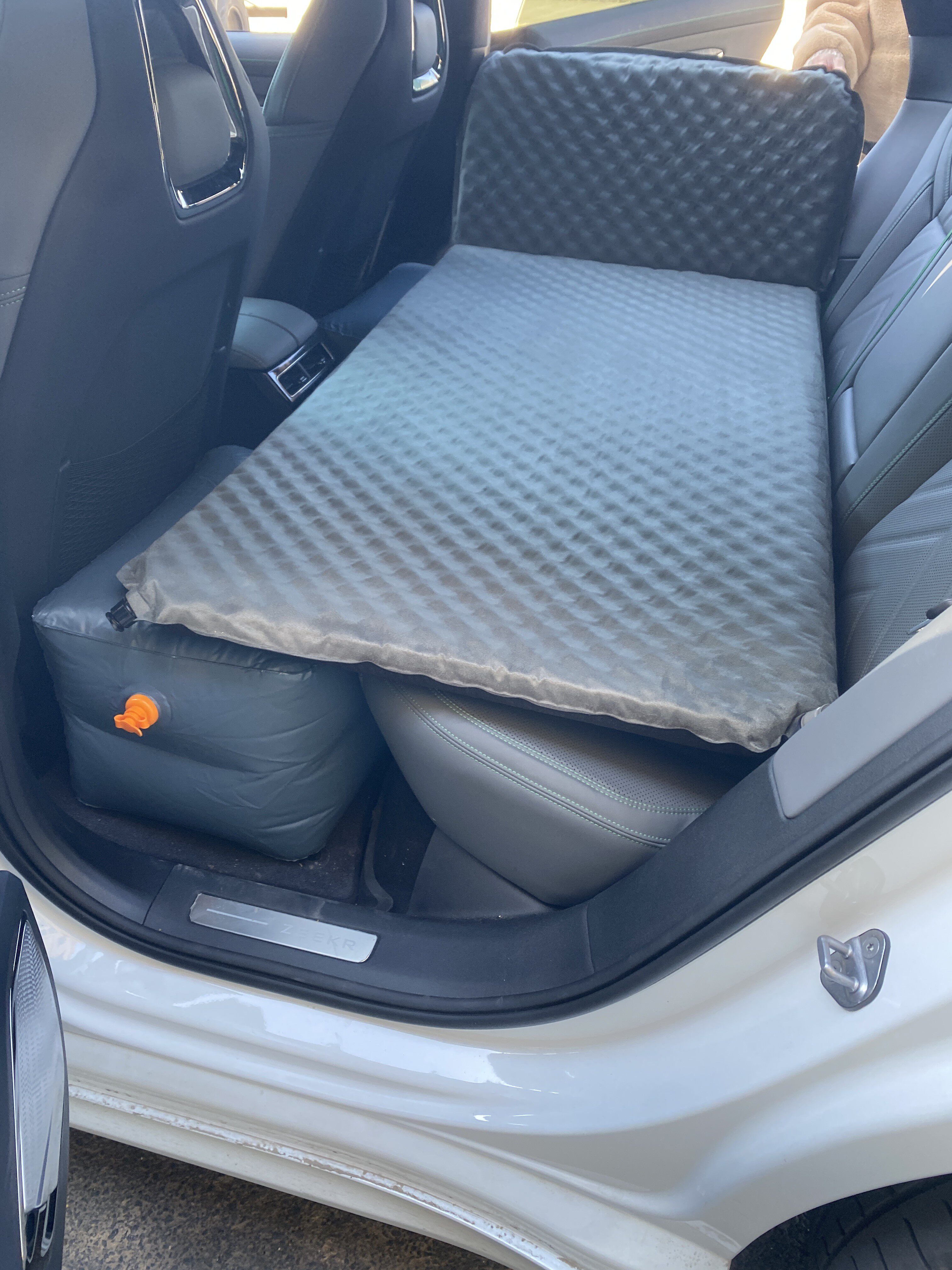 适用凯迪拉克ct5 ct6 xt4 xt5 xt6 xts后排睡垫车载充气床车床垫