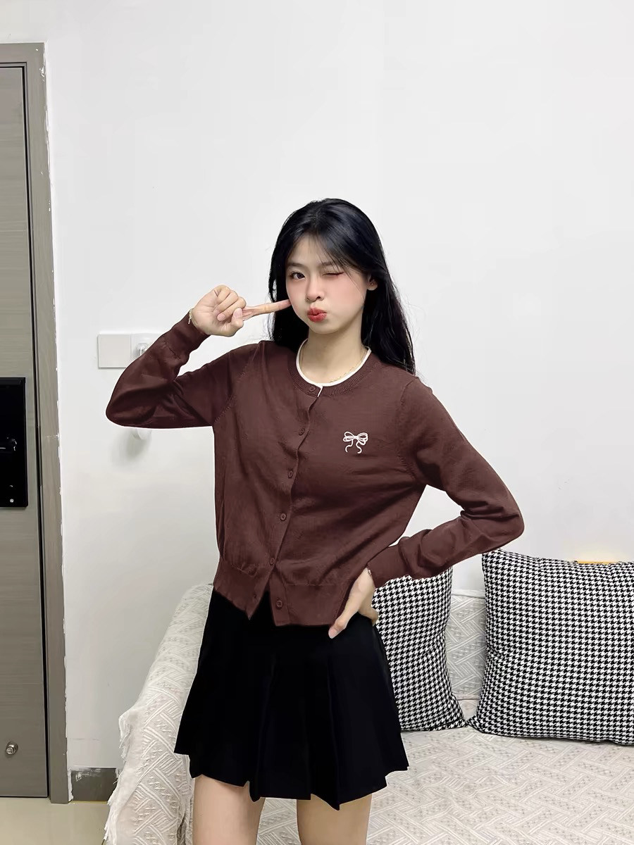 参数信息品牌hstyle/韩都衣舍风格通勤通勤韩版服装版型常规款流行