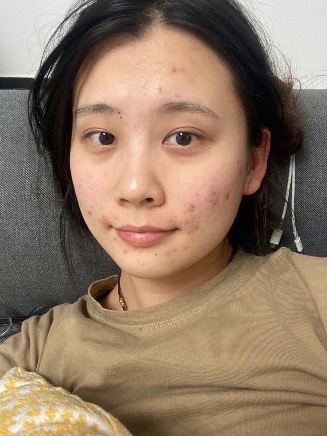 黏糊糊的女孩