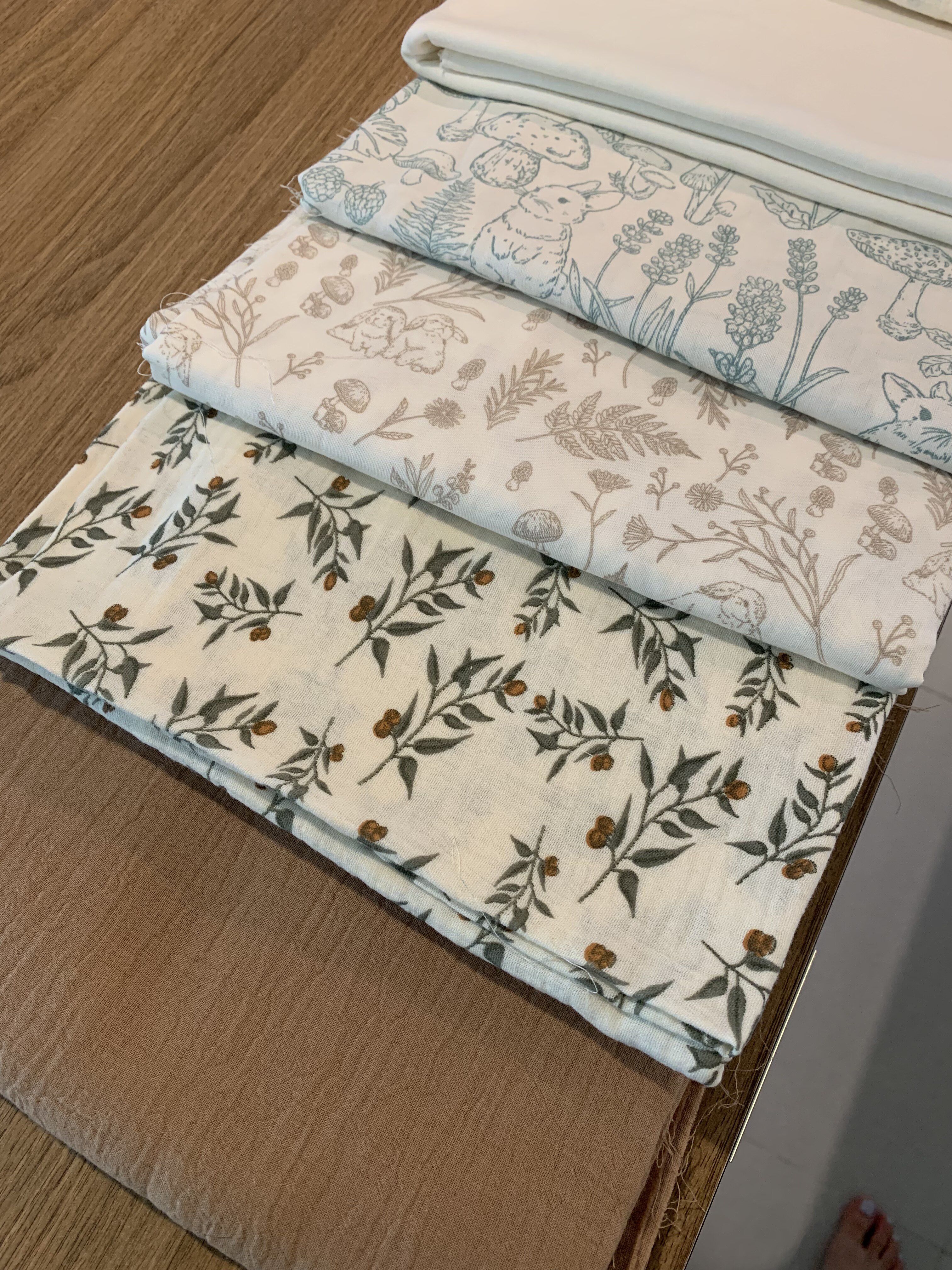 纯棉针织宝宝a类贴身白色细螺纹面料婴儿t恤连体服装内裤内档布料