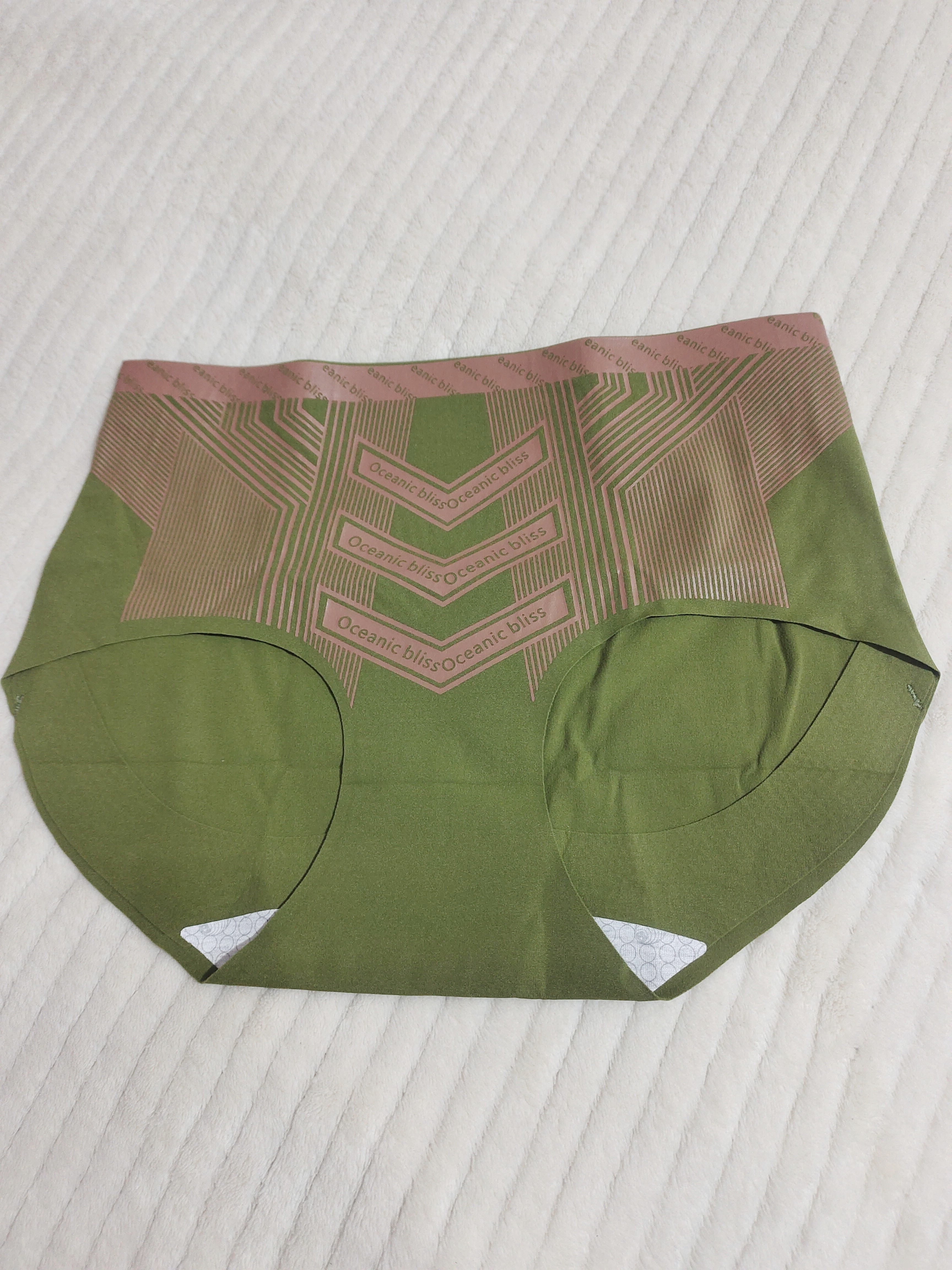 猫人内裤女士2024新款纯棉抗菌裆性感中腰无痕收腹提臀女生三角裤