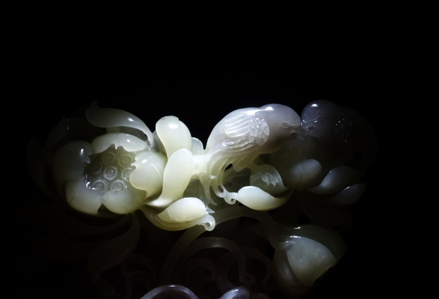 省级大师吴春强作品 花开富贵 和田玉摆件1134g