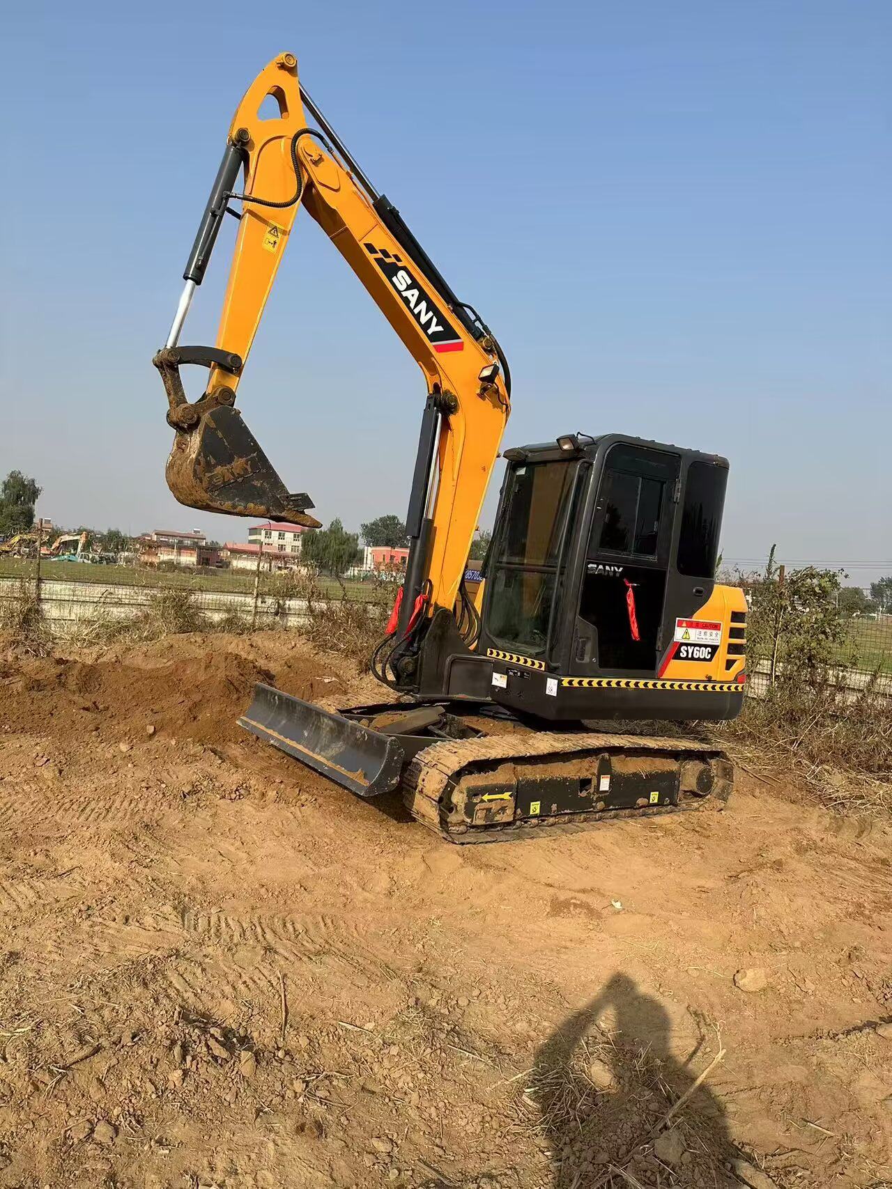 三一60型挖掘机 - 资产处置 - 阿里资产