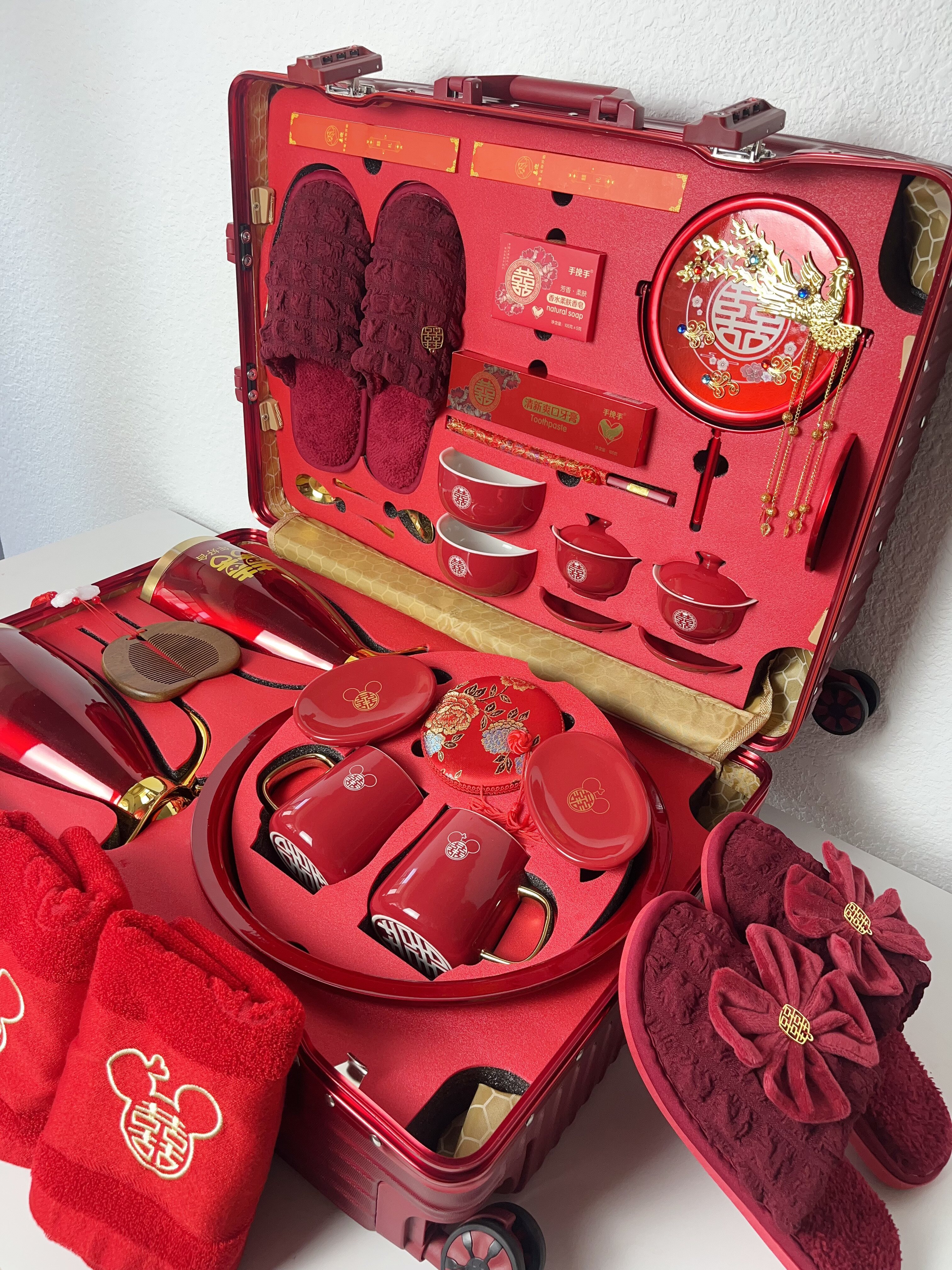 参数信息风格婚庆品牌亲迎货号jc20241026适用节日结婚礼品类别实用类