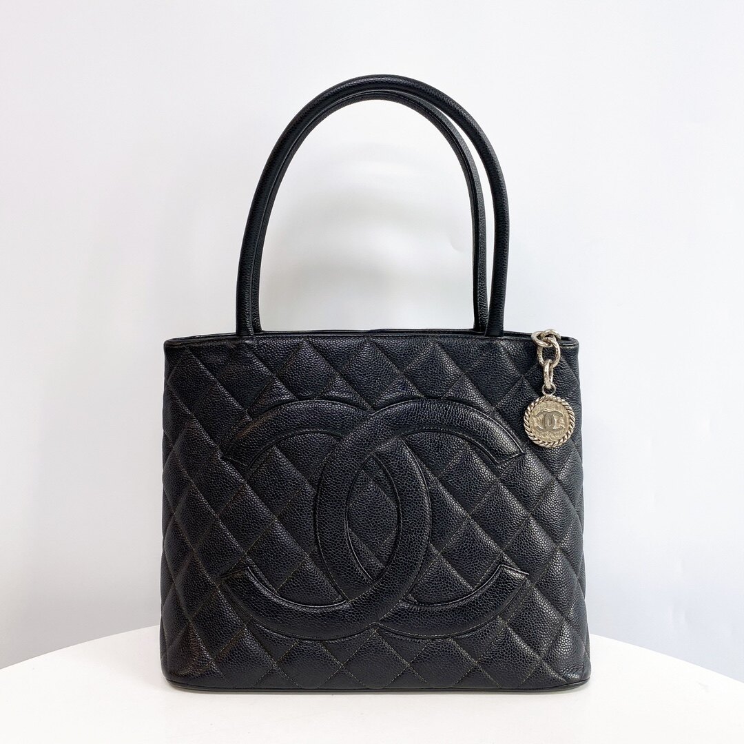 [9.8新]chanel香奈儿黑银荔枝纹牛皮希尔顿黑银托特包单肩包正品