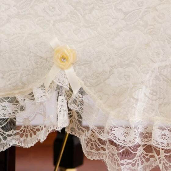 Qiyan Fabric 레이스 더블 레이어 그랜드 피아노 커버 피아노 피아노 커버 먼지 커버 그랜드 피아노 덮개는 맞춤화 할 수 있습니다. Qiyan Fabric 레이스 더블 레이어 그랜드 피아노 커버 피아노 피아노 커버 먼지 커버 그랜드 피아노 덮개는 맞춤화 할 수 있습니다.