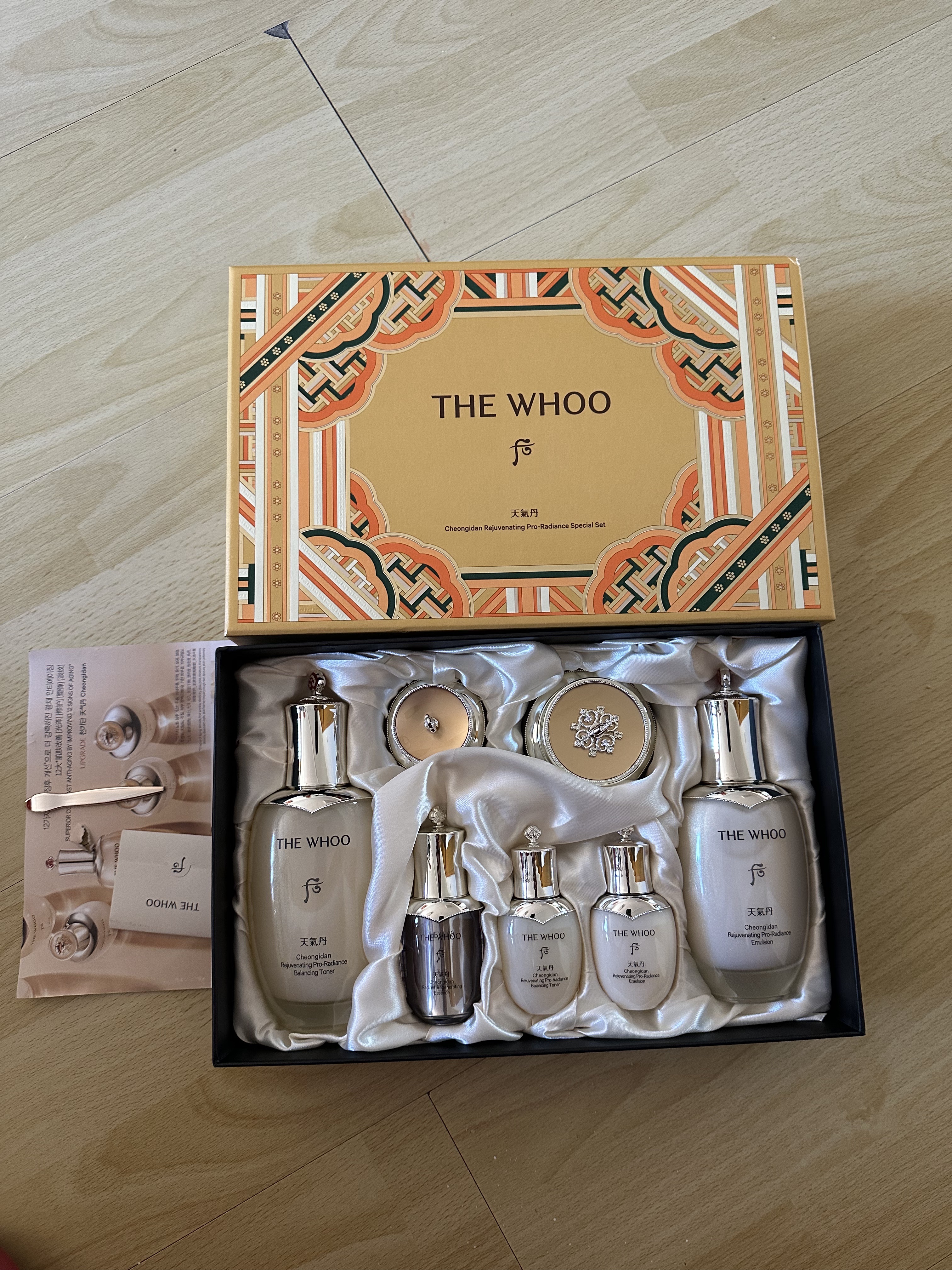 后/whoo 天气丹套装 花献水乳霜三件套盒 现货包邮 单水/单乳
