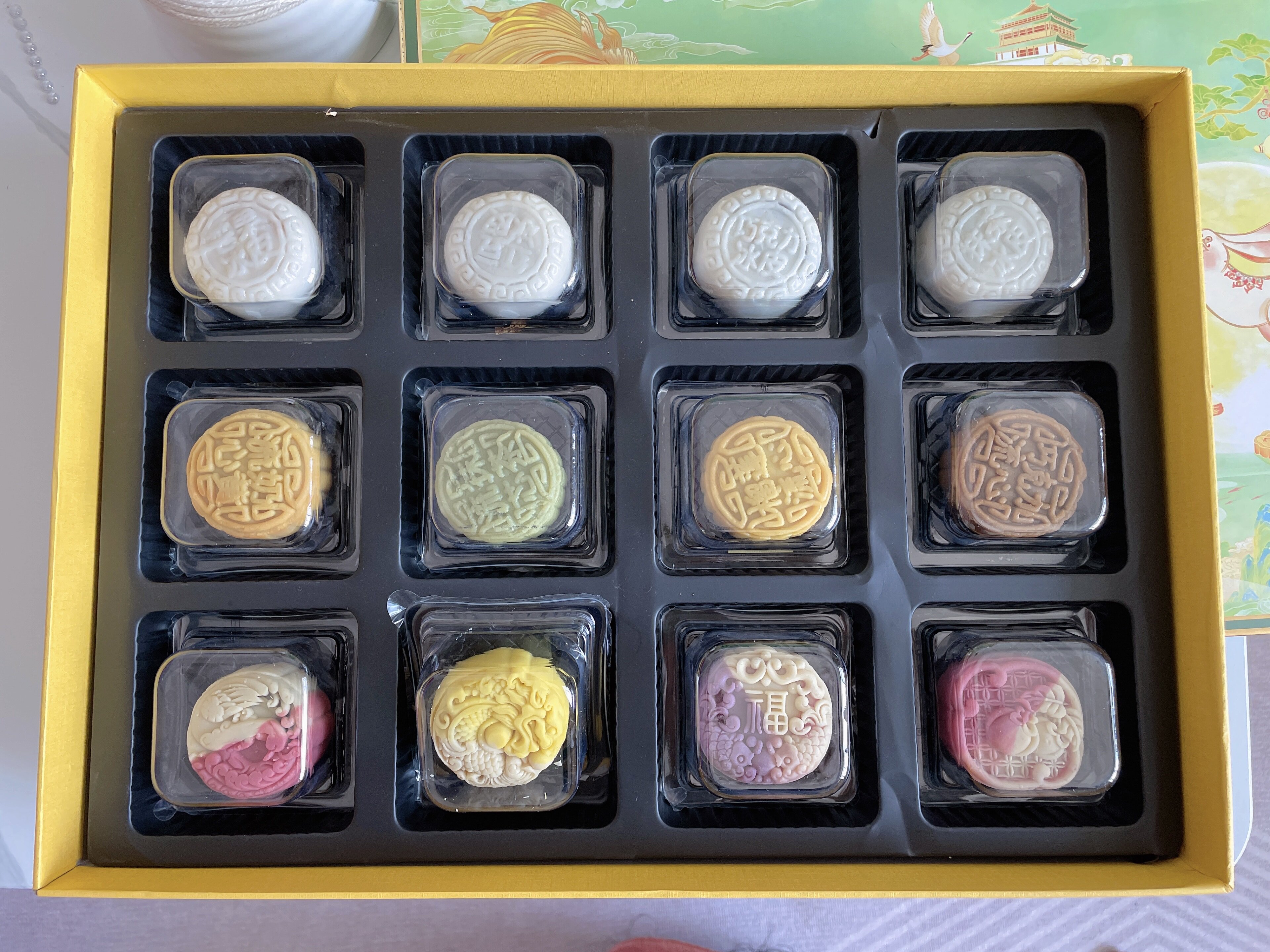 高端烫金硬盒12饼中秋月饼礼盒使用心得