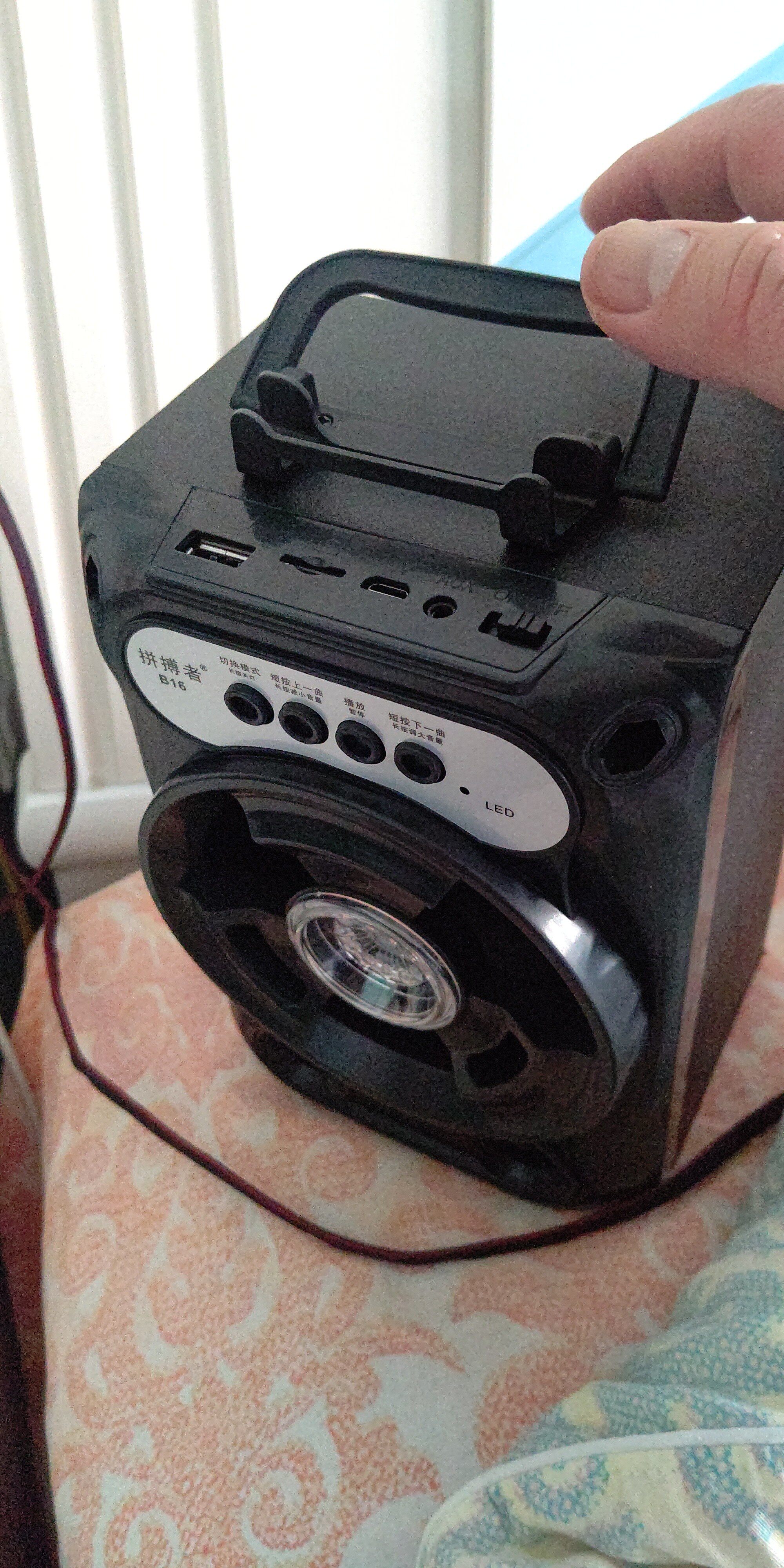 手提无线蓝牙音箱户外家用收款手机广场舞低音炮k歌小音响大音量