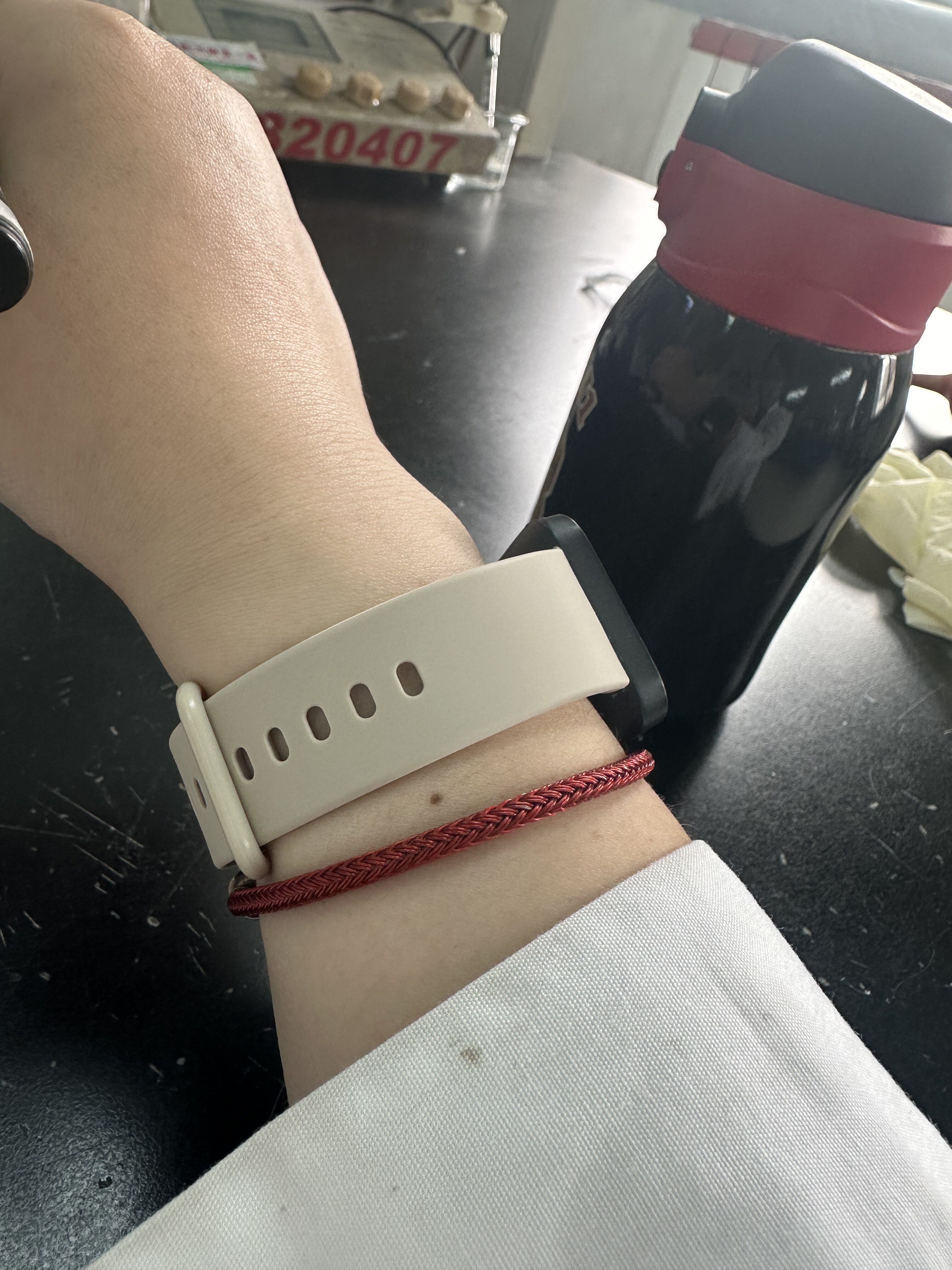 适用红米手表表带2小米redmiwatch智能1手表替换腕带一二代换带贴膜