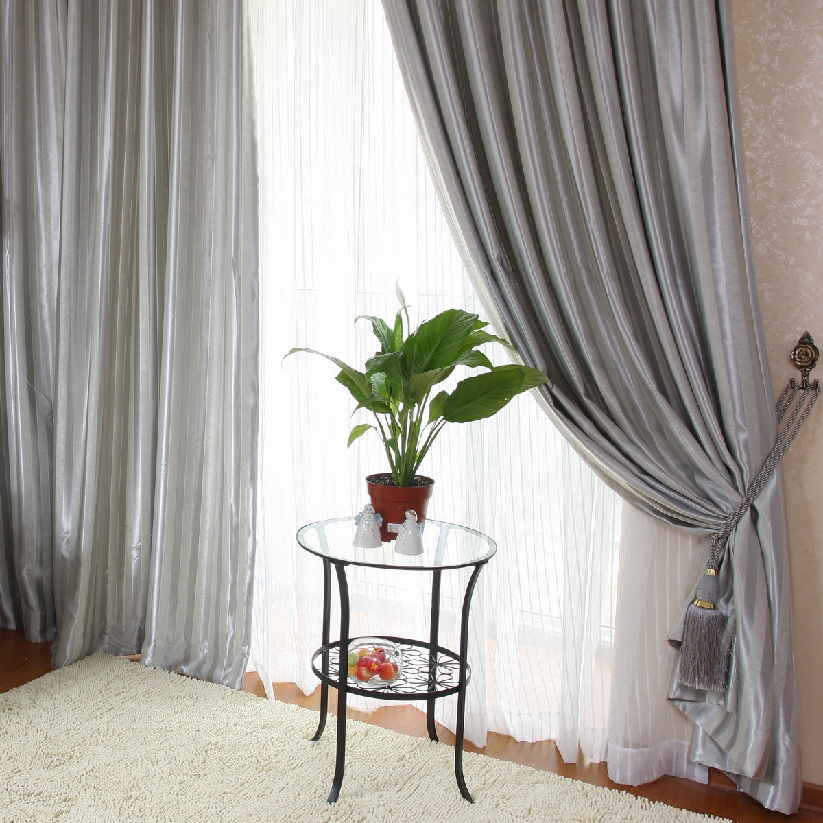 伊菲曼 遮光窗帘 植绒条纹全遮光布窗帘 客厅现代风格