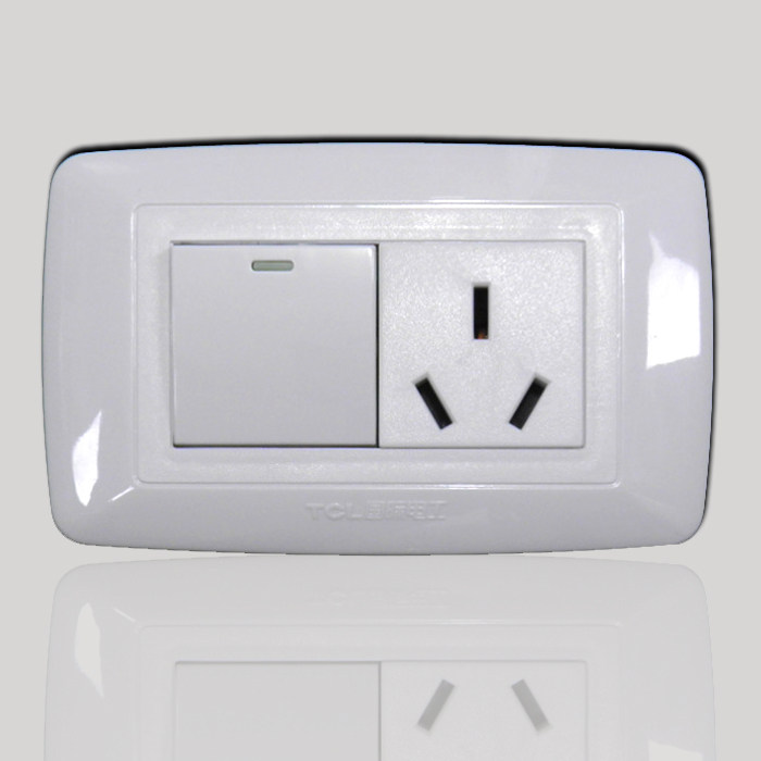 tcl|legrand 国际电工118型u系列三孔16a带单开带荧光插座_不打折现价