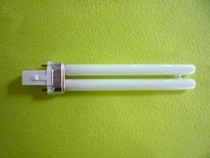 Two-pin four-pin tricolour h-type table lamp row-plug energy-saving lamp fluorescent light fluorescent light bulb 7W9W11W tile