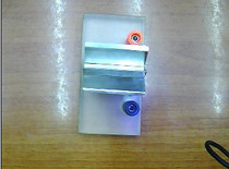 Test fixture for capacitive leakage current