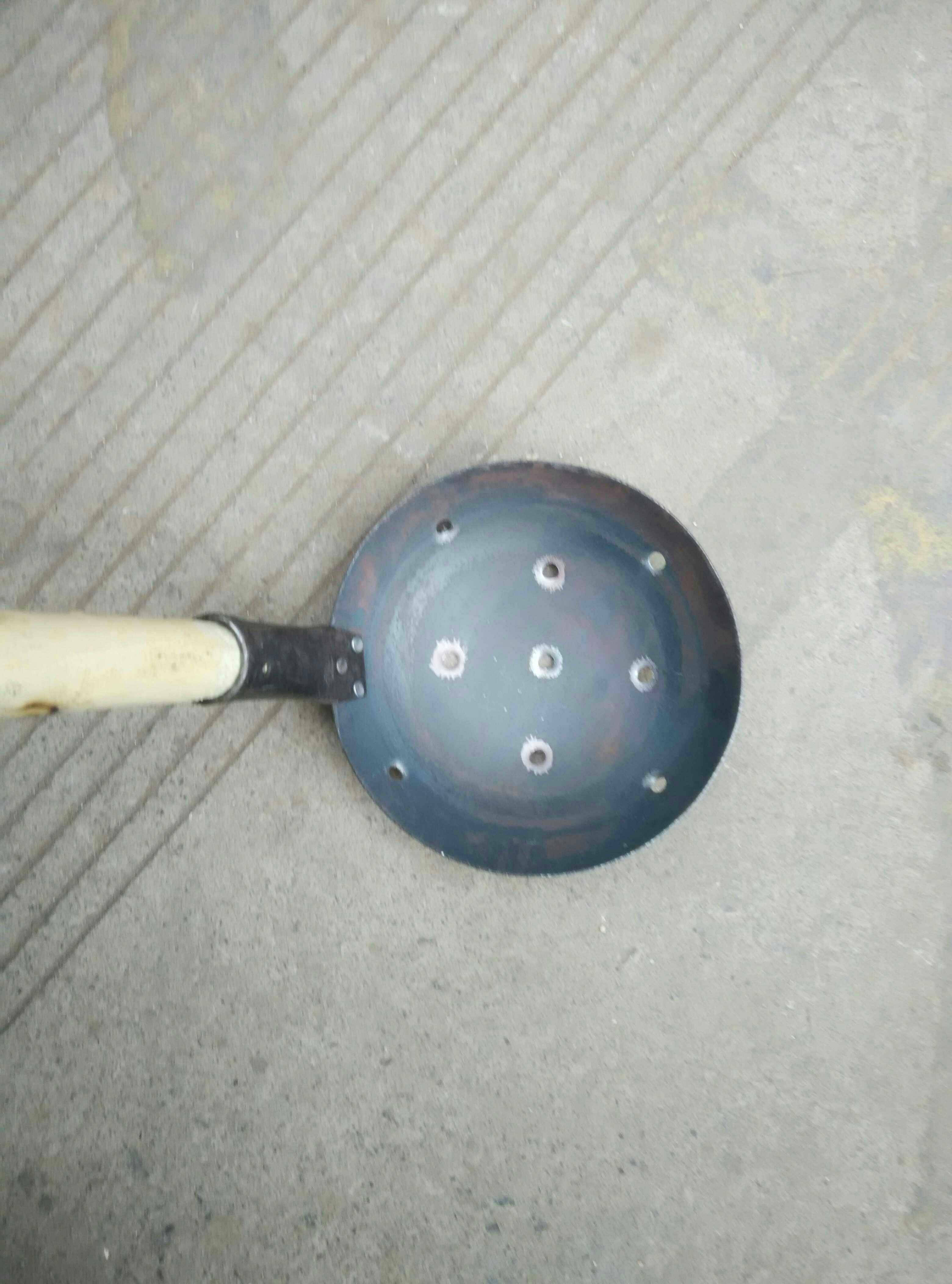 掏粪勺泔水勺垃圾勺舀水勺特种勺带把勺直径240mm的勺杆长1.2米勺