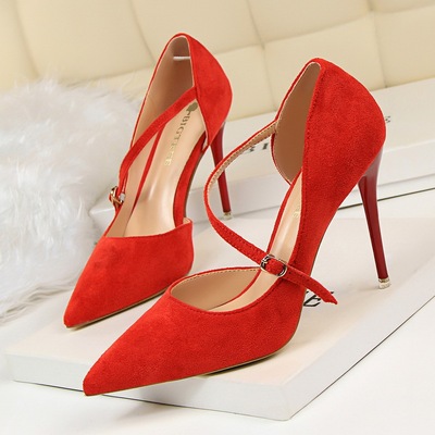 181-1 in Europe and the contracted show thin shoes with high heels, shallow mouth pointed suede side hollow out a single