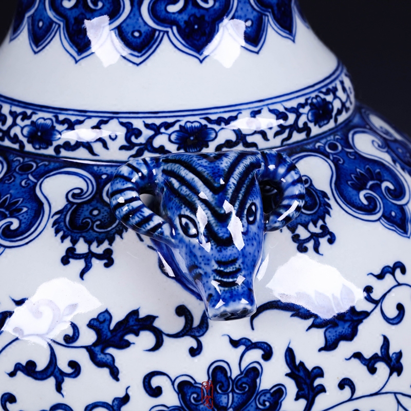 Antique hand - made deer and vase of blue and white porcelain of jingdezhen ceramics furnishing articles sitting room decoration home decoration arts and crafts