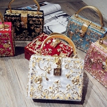 Hollowed-out Boxes Bag Acrylic Inlaid Drilling Chain Small Square Bag Bridal Fashion 100 Hitch-Lading Shoulder Inclined Cross Wedding Bag