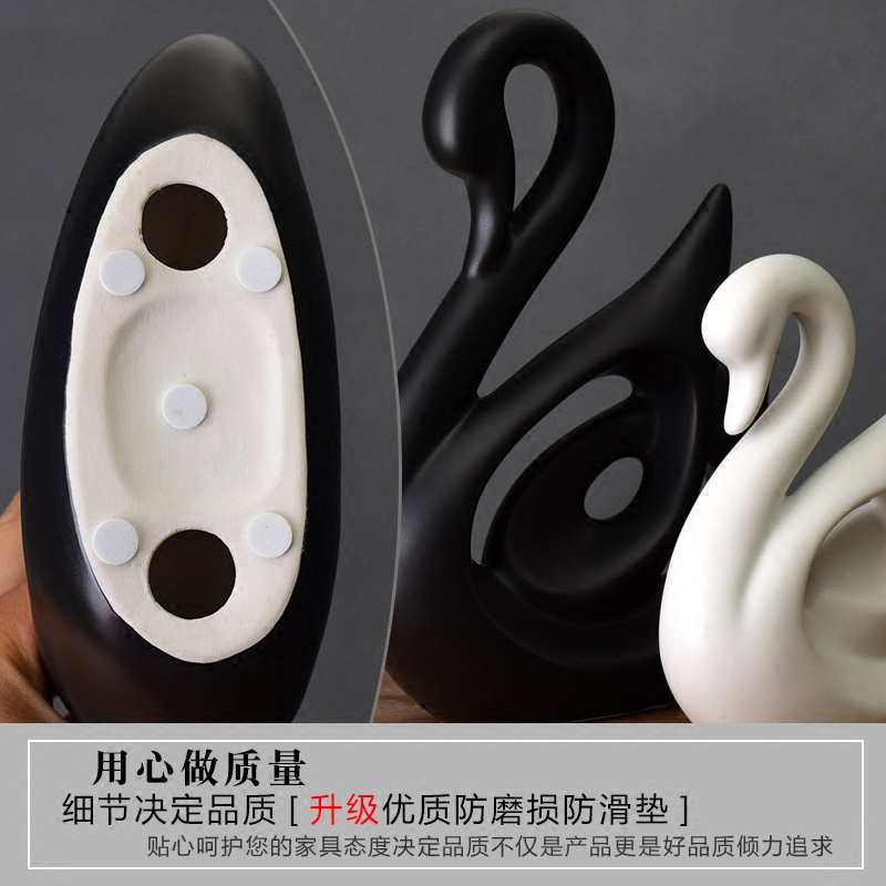 Nordic contracted household act the role ofing is tasted furnishing articles and white couples swan sitting room adornment wedding present ceramic arts and crafts