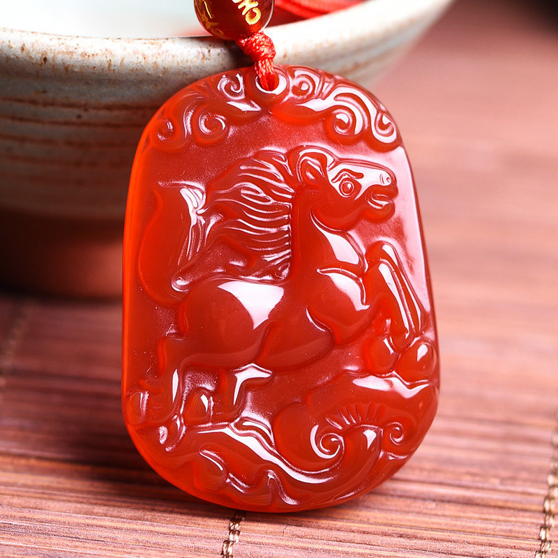 2016韩版新款现货全新开光天然红玛瑙十二生肖天马赐福吊坠男女款